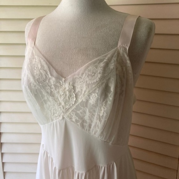Vintage Vanity Fair Nightgown